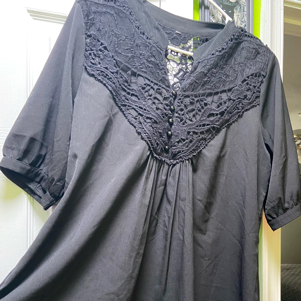 Lace Shoulder detail Blouse Size XL